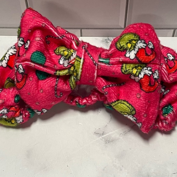 Grinch Bath Gift Set - Picture 4 of 6